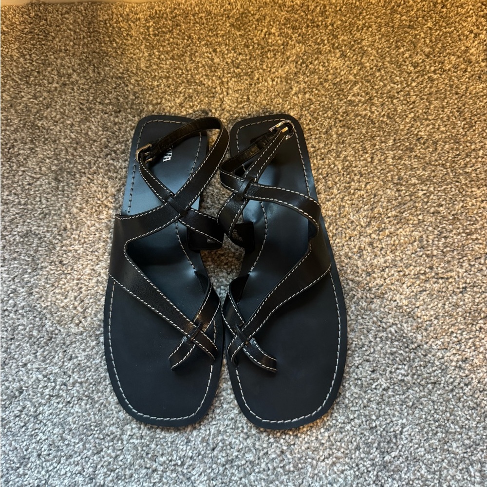 ZARA SIZE 41 Women's Black Strappy Sandals with Contrast Stitching NEVER WORN